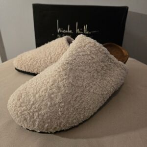 Nicole Miller BONDY Faux Fur Sherpa Slides Mules Slippers Size 9 "NEW"